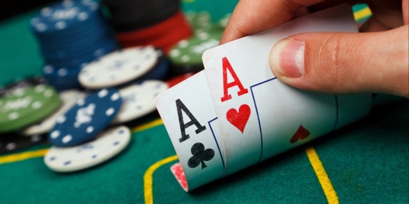 Khái niệm chi tiết về Poker là gì